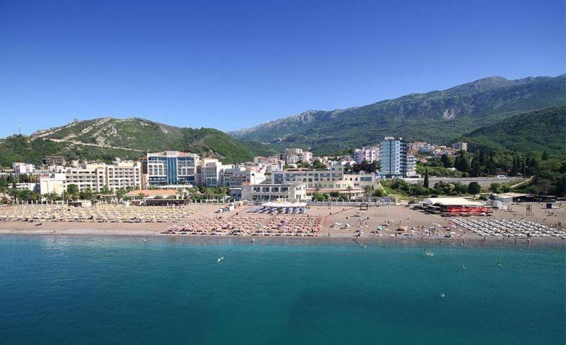Beach Front At Shine In Becici *